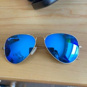 Ray-Ban Flash Aviators with Gold Frames - Women’s